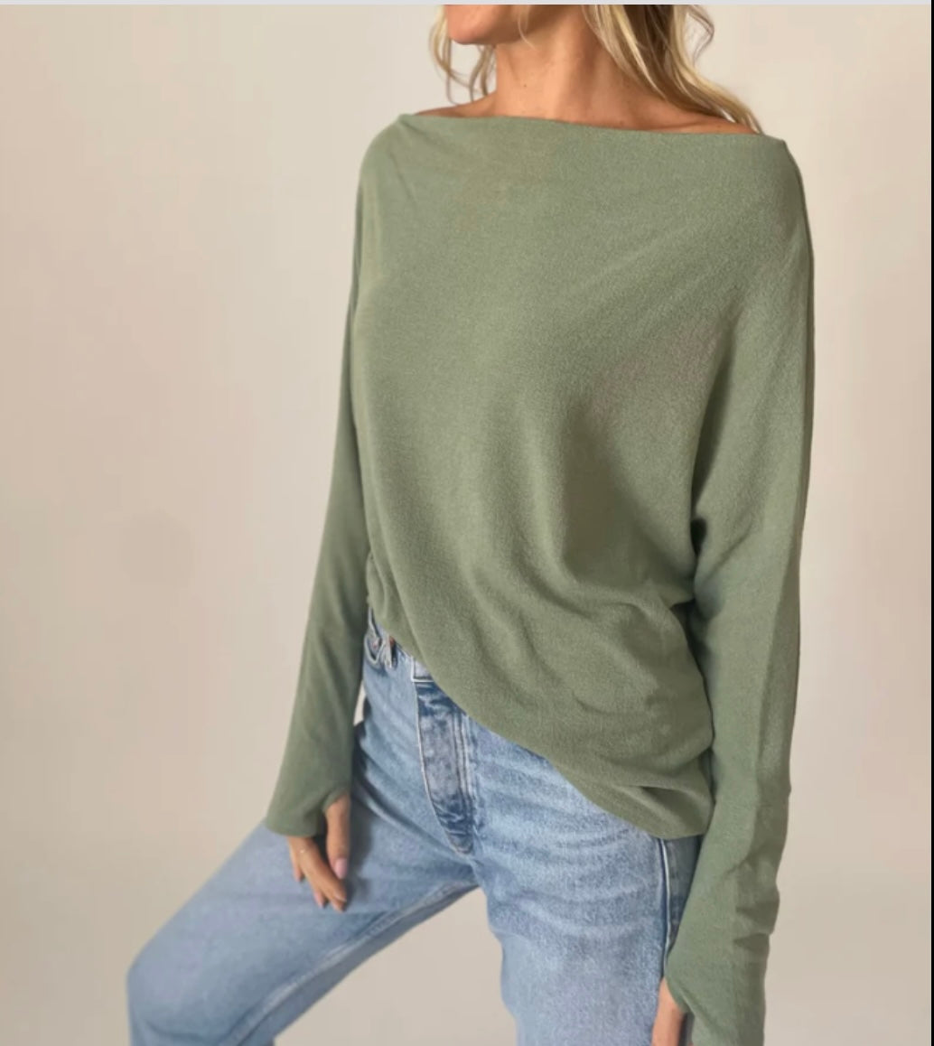 Six Fifty Clothing The Anywhere Top (Treetop Green) at Dilaru Boutique Nutley NJ